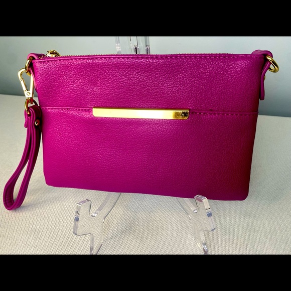 Fun Fuchsia Pink clutch or wristlet, gold hardware - Picture 10 of 10